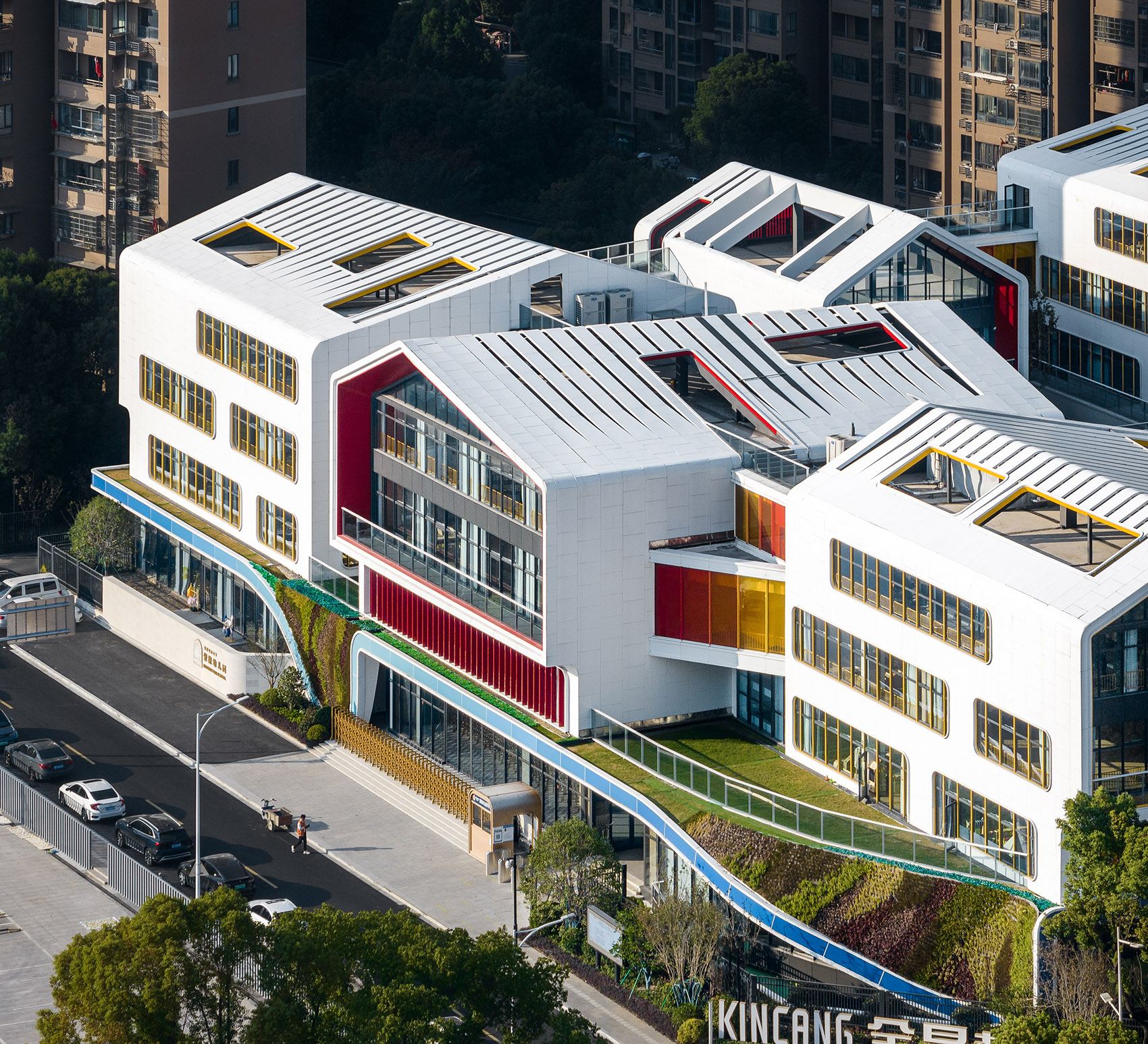 KINCANG Modern PreSchool by LYCS Architecture 谷德设计网