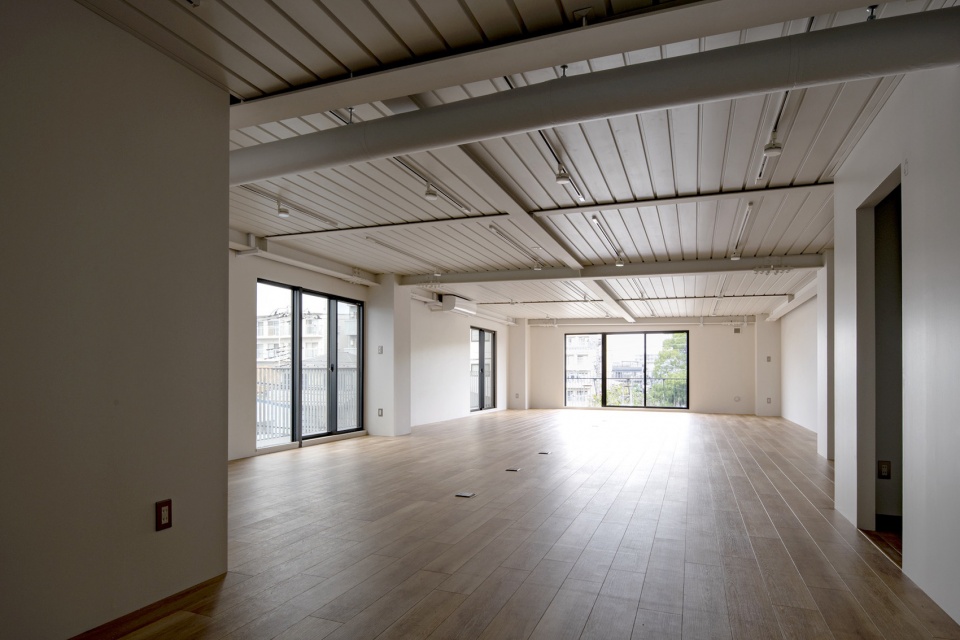 Enhako Building by Organic Design Inc