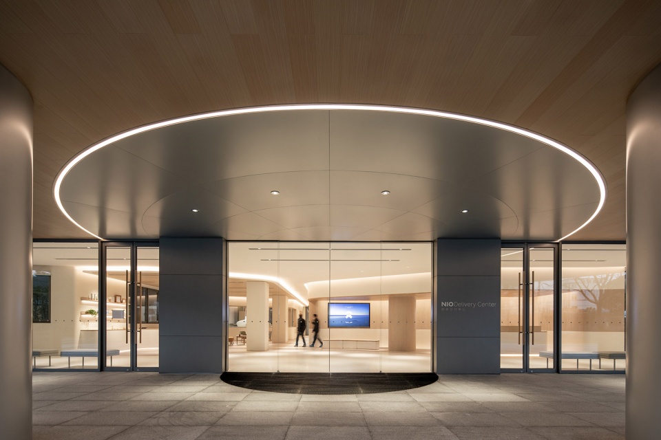 nio delivery center by kokaistudios