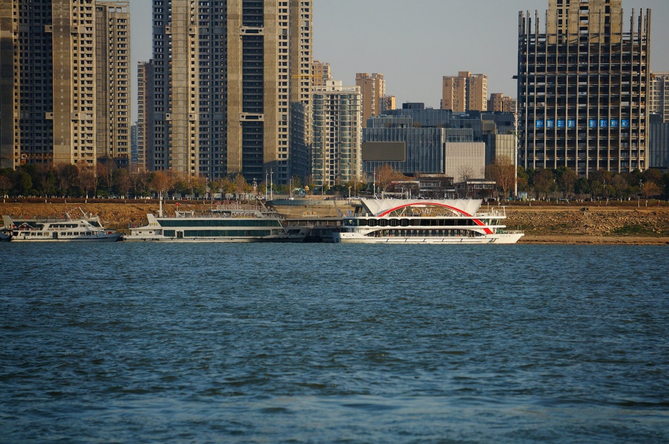 yangtze river wedding cruise ship appearance design by school of architecture and urban planning hust qing studio