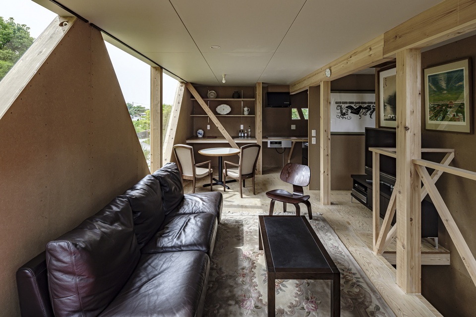 House for G by kurosawa kawara ten Architect
