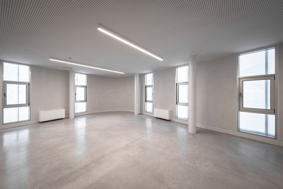 Rehabilitation of the old Jordao Theater and Garage Avenida by Pitagoras Group