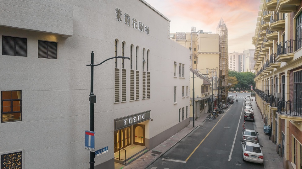 the renovation project of shanghai workers cultural palace jasmine theater by arcplus group plc shanghai arcplus architecture engineering...