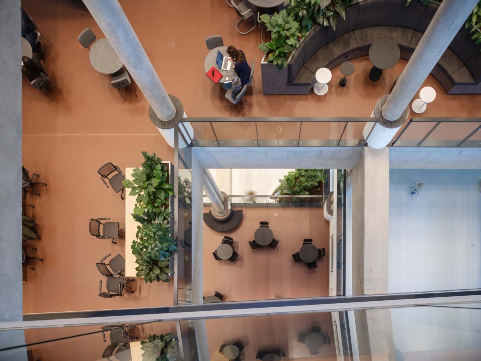 Stationspostgebouw by KCAP Kraaijvanger Architects