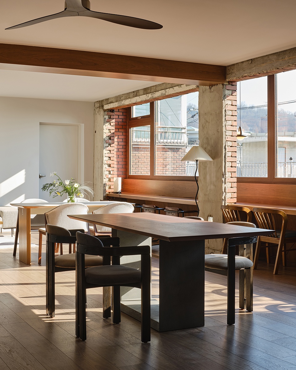 Vonzrr Cafe by SHERPA