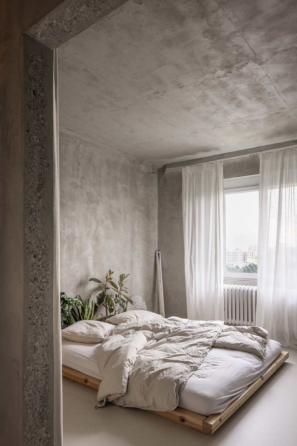 panelak apartment by kilohonc