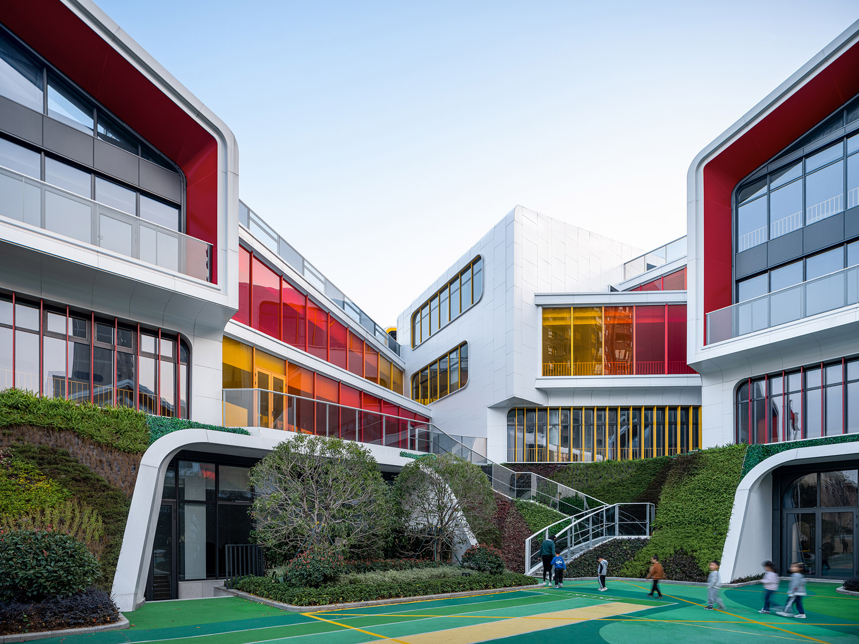 KINCANG Modern PreSchool by LYCS Architecture 谷德设计网
