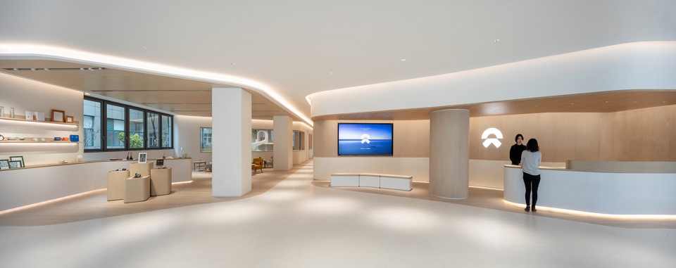 nio delivery center by kokaistudios