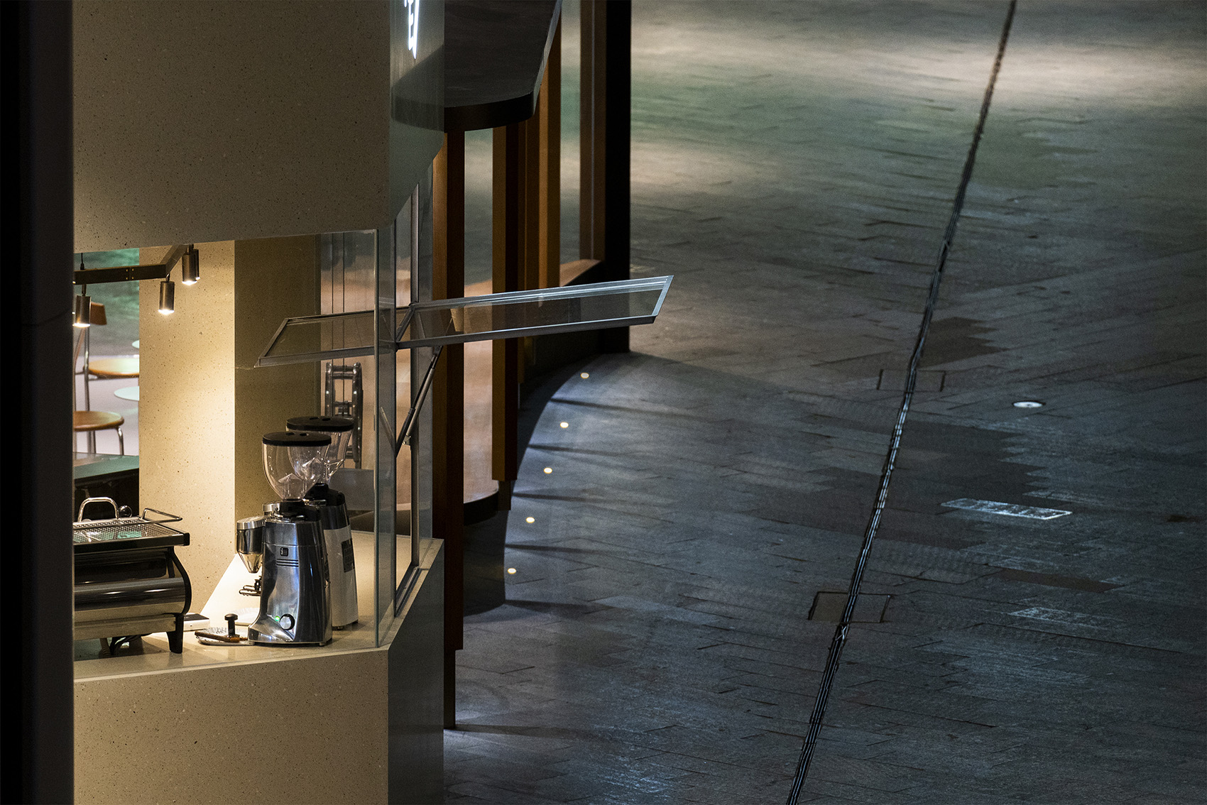 The Ninth Coffee Shop, China by STUDIO FSJ 谷德设计网