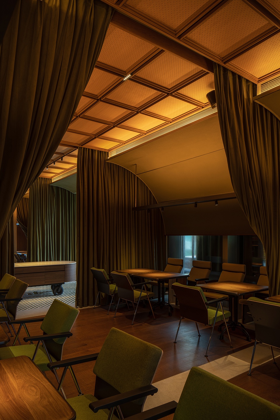 5 59 IFS China by Gokan Studio