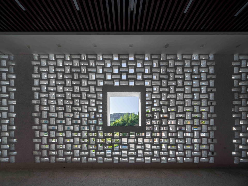 Chunqiu Cimingzhu Winery China by BE Design