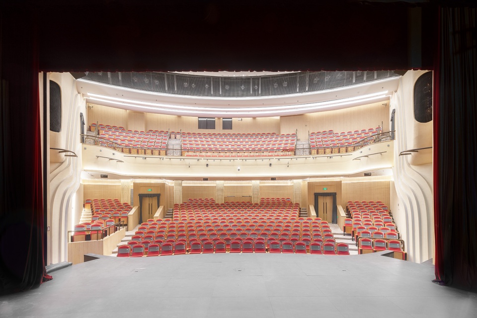 the renovation project of shanghai workers cultural palace jasmine theater by arcplus group plc shanghai arcplus architecture engineering...