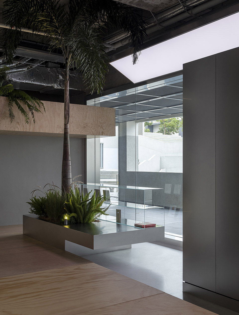 E Studio Office China by E Studio 3tz