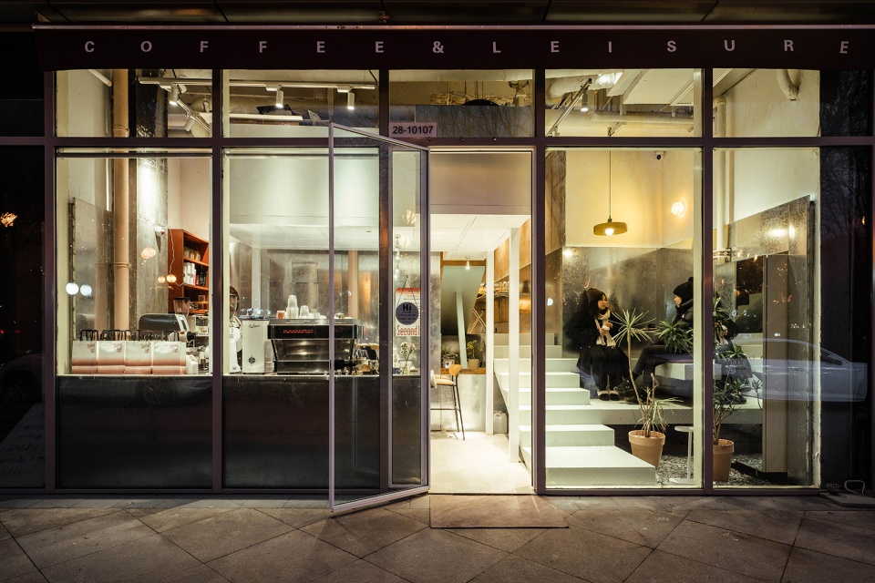 Secondhalf Coffee China by Archstay Architects