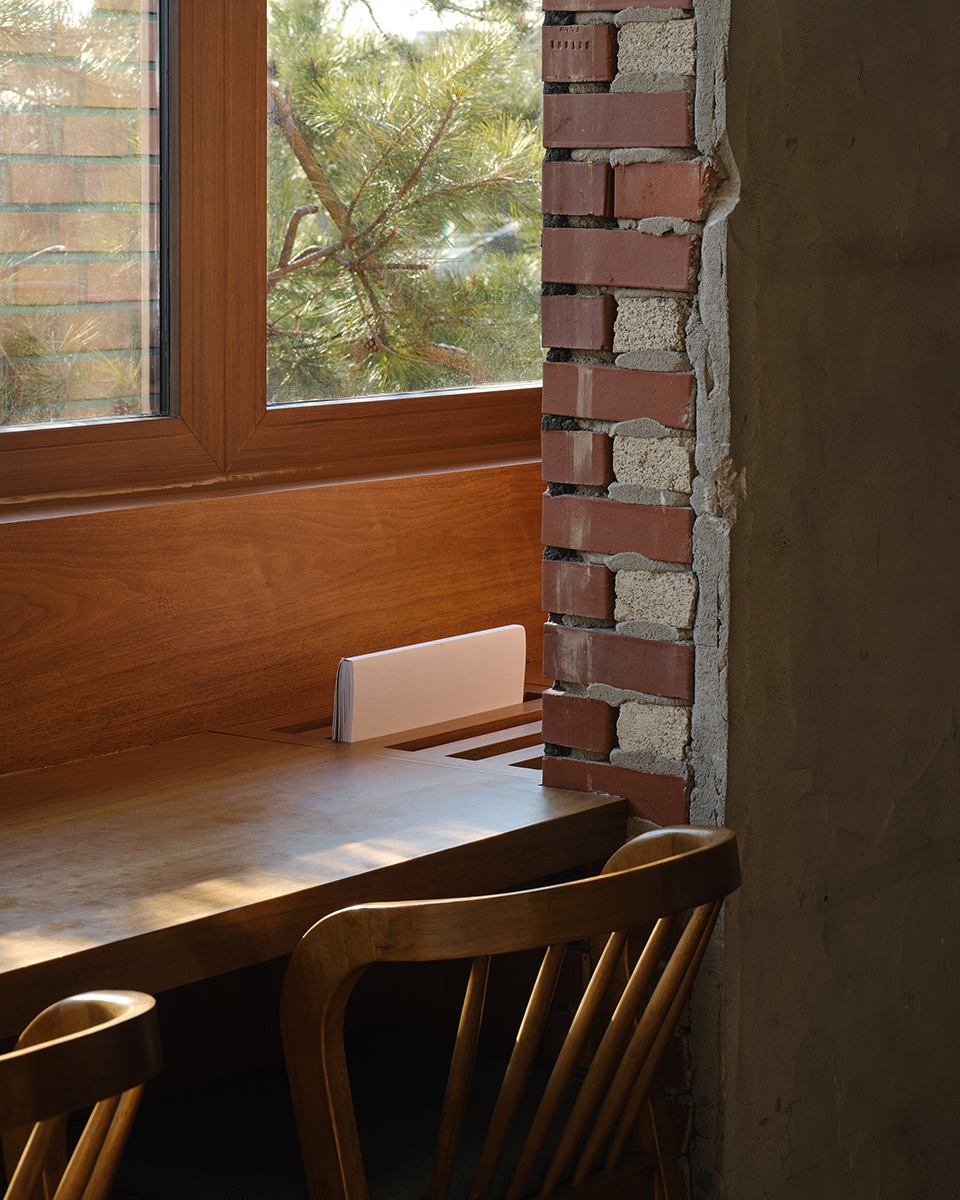 Vonzrr Cafe by SHERPA