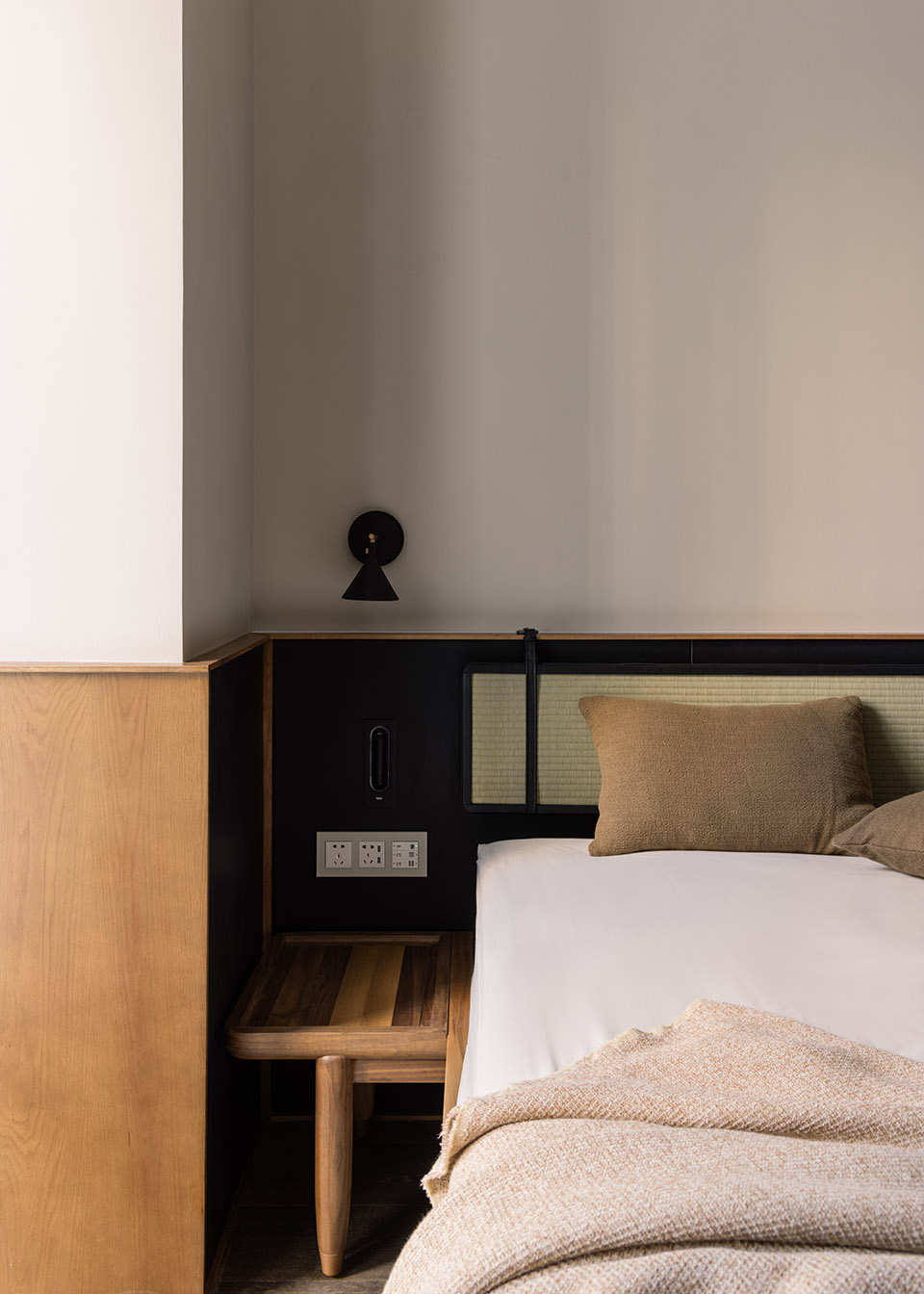 Garden Gallery Residence, Shanghai, China by Yatofu Creatives 谷德设计网