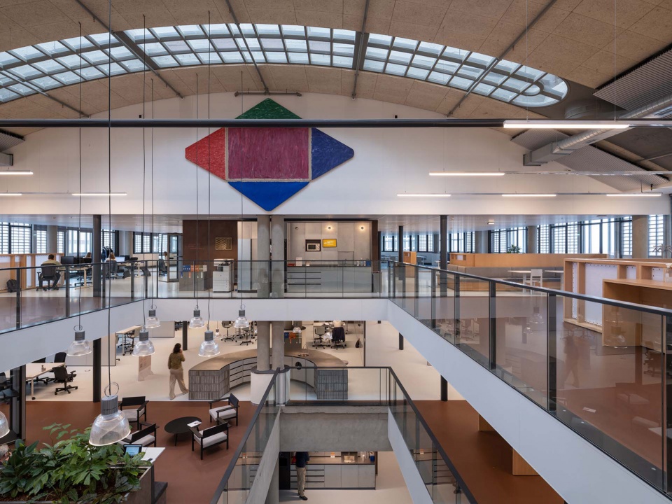 Stationspostgebouw by KCAP Kraaijvanger Architects