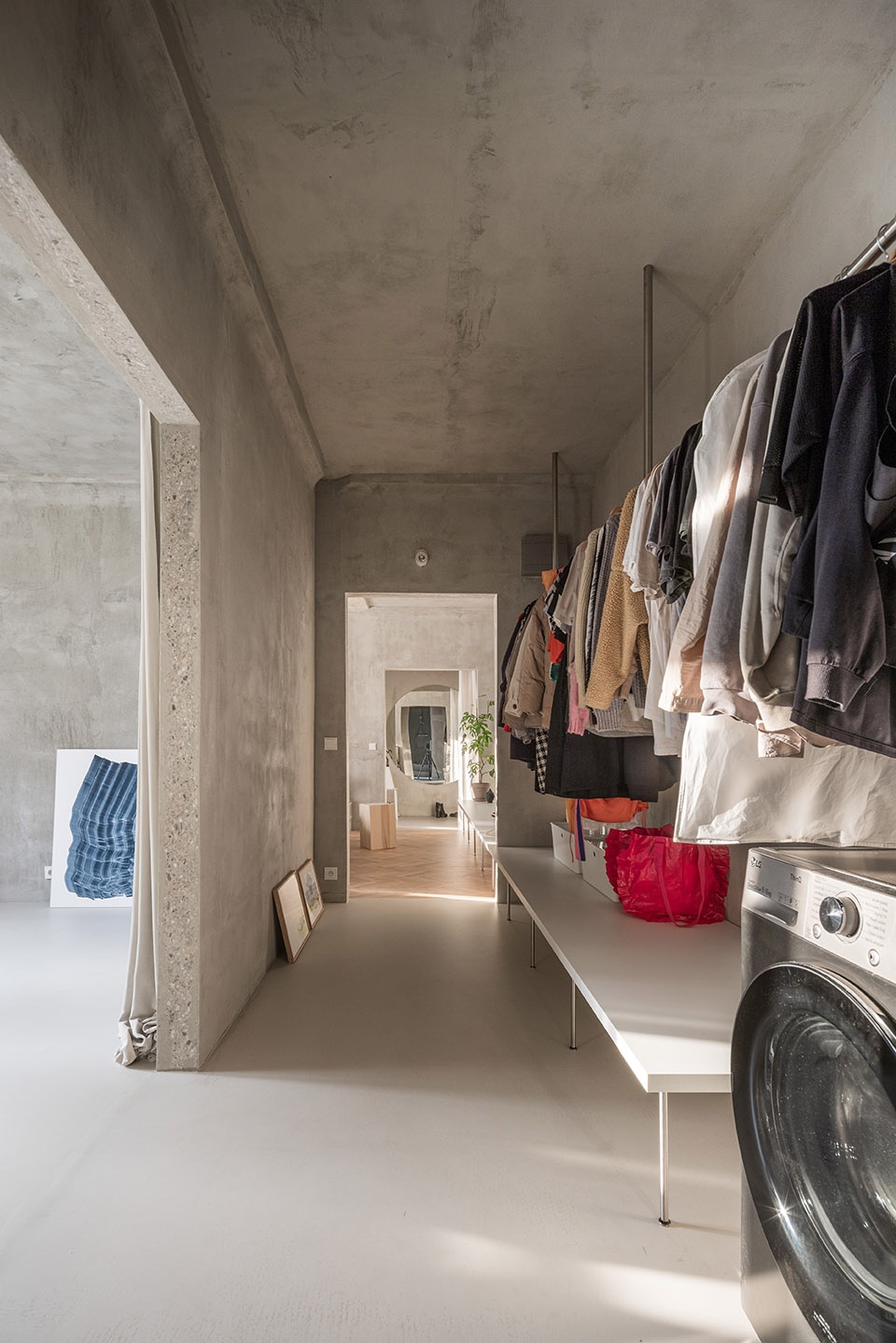 panelak apartment by kilohonc