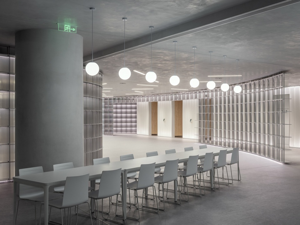 winding frames of light shanghai china by hcch studio