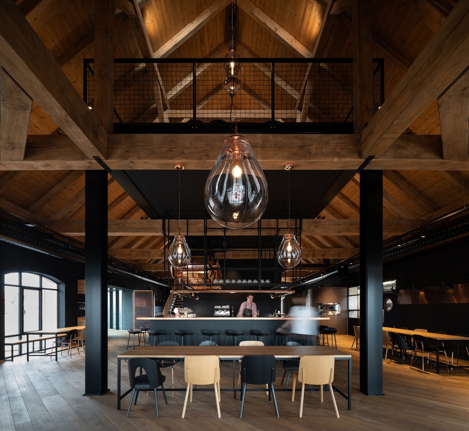 Bernard Visitor Center by B 2 Architecture