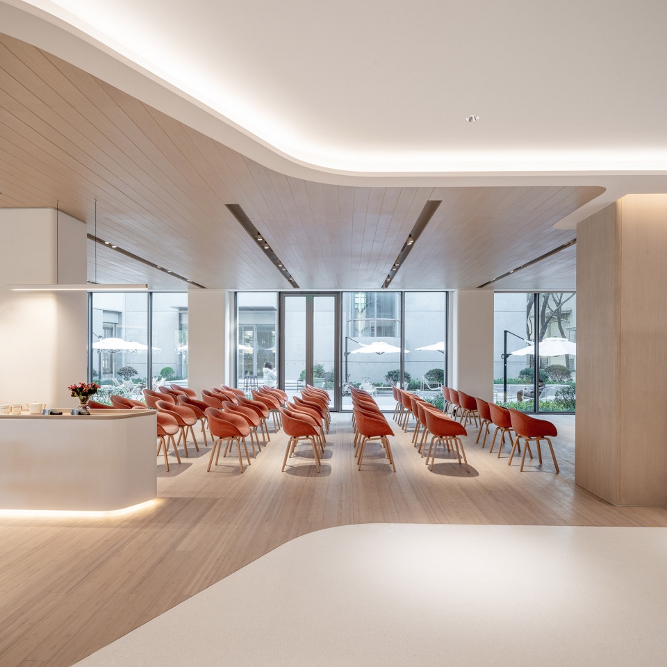 nio delivery center by kokaistudios