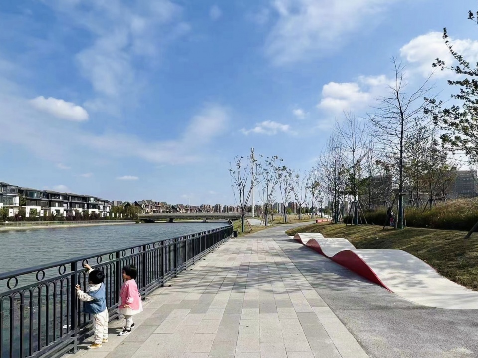 Shangkun Yueshan South Riverfront Community Park by Possibilism Design Studio