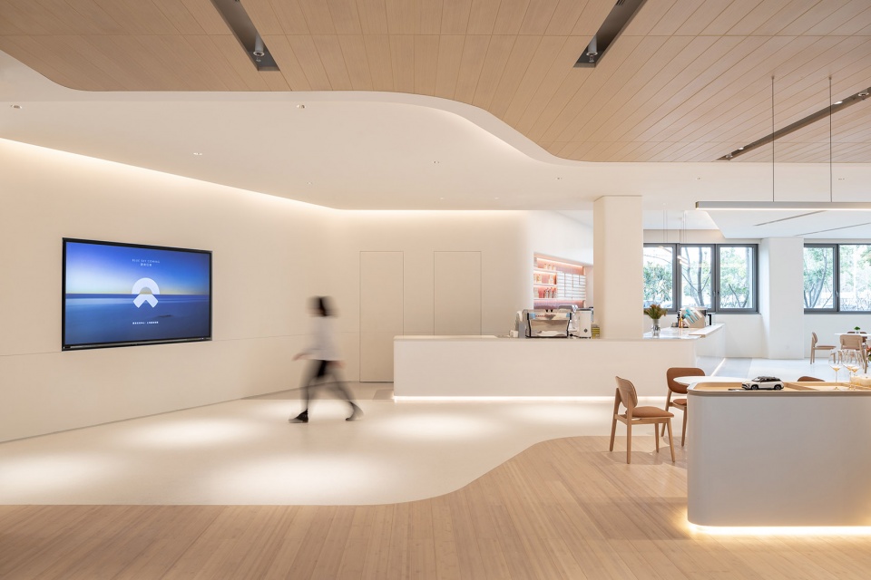 nio delivery center by kokaistudios