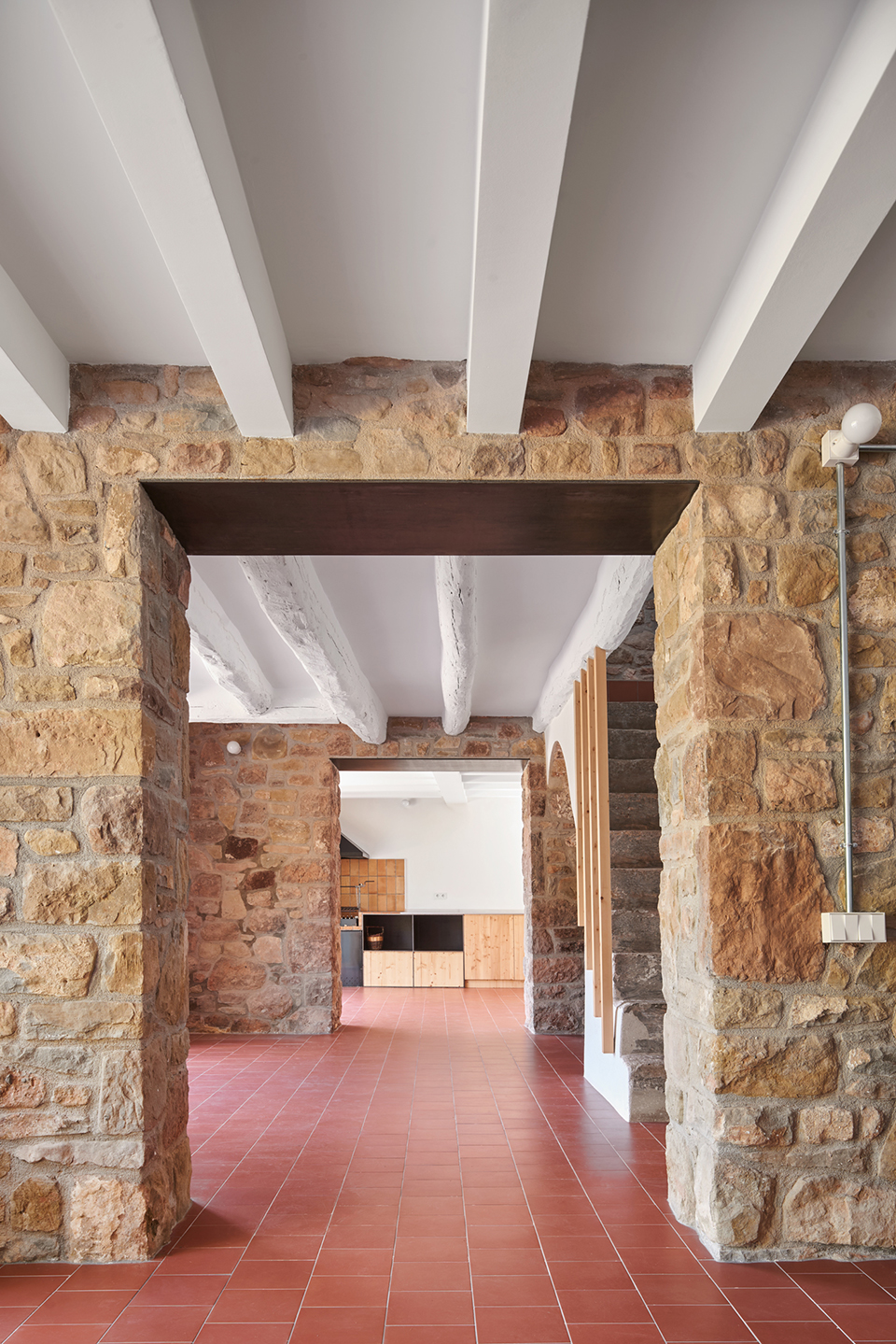108era-renovation-of-a-farmhouse-in-granera-by-vallribera-noray
