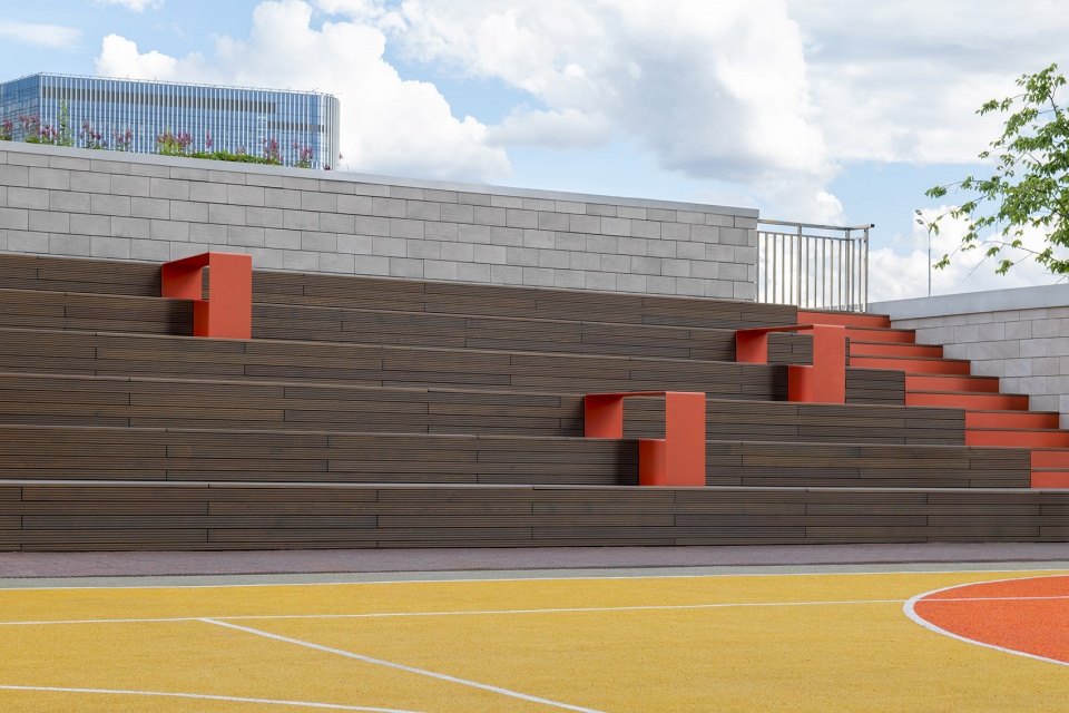 public space in the residential complex by basis architectural bureau