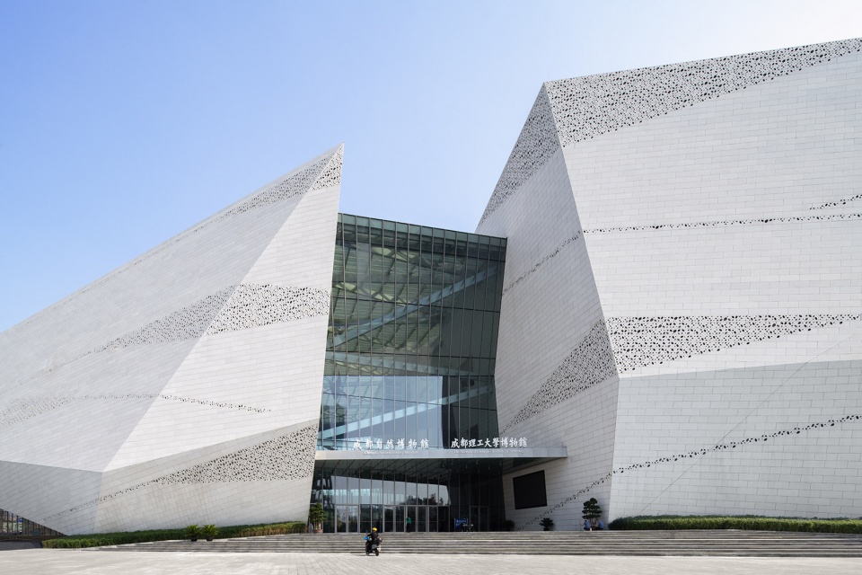 chengdu natural history museum by pelli clarke partners