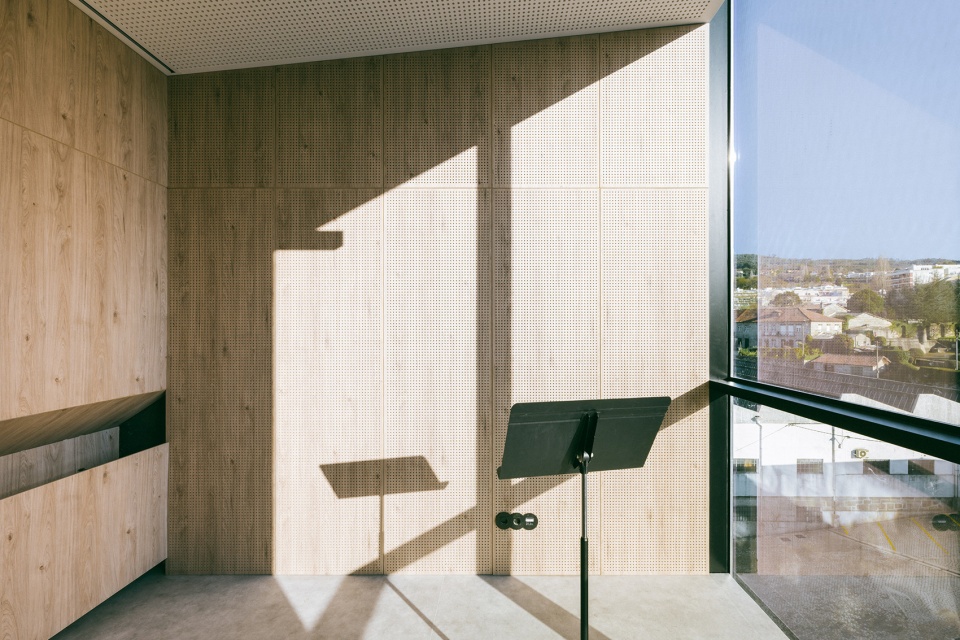 Rehabilitation of the old Jordao Theater and Garage Avenida by Pitagoras Group