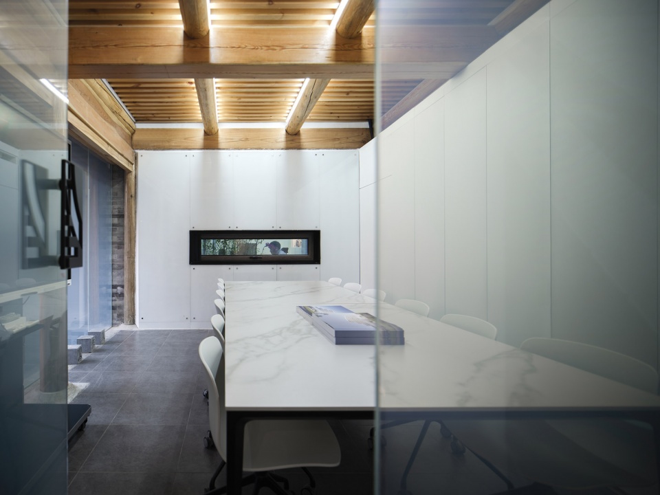 new office of bazuo architecture studio in traditional beijing hutong by bazuo architecture studio