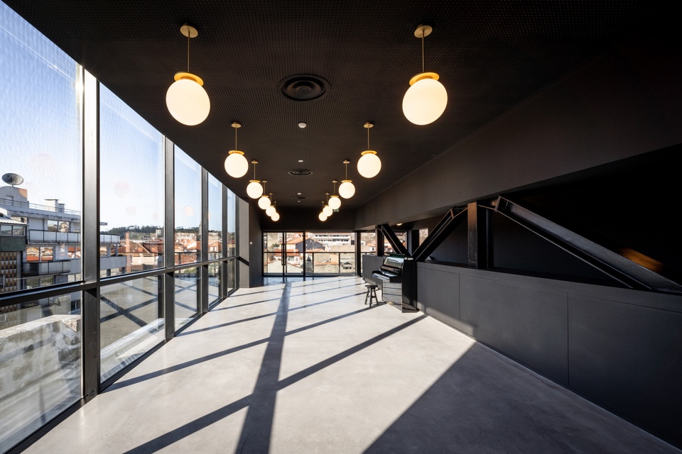 Rehabilitation of the old Jordao Theater and Garage Avenida by Pitagoras Group