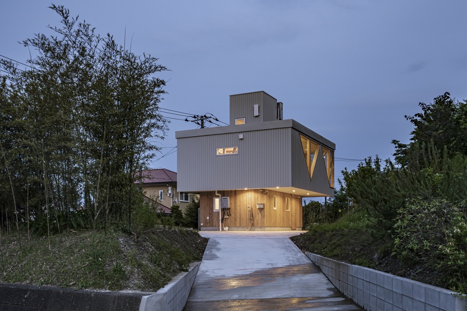House for G by kurosawa kawara ten Architect