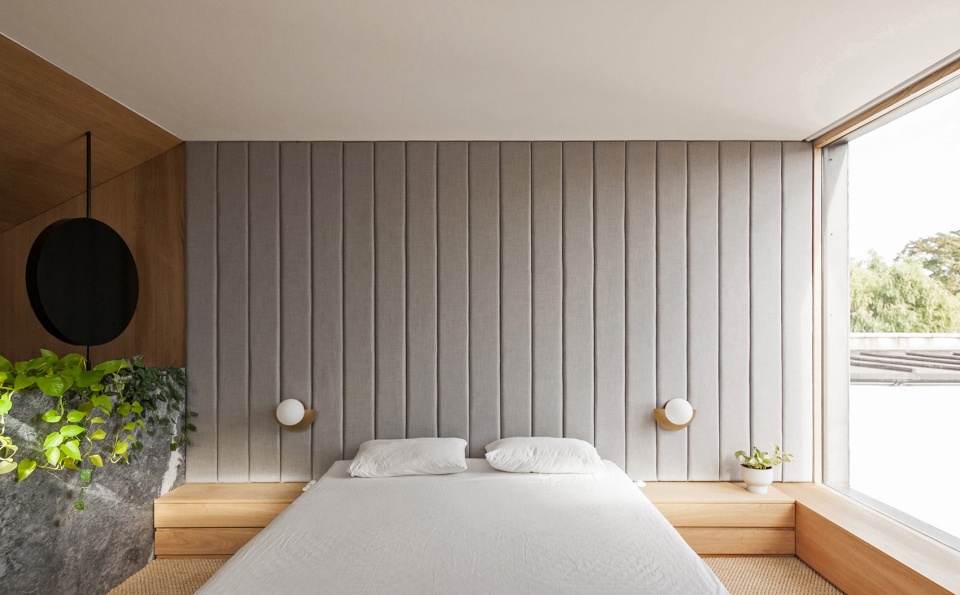 Courtyard House by Yellow Cloud Studio