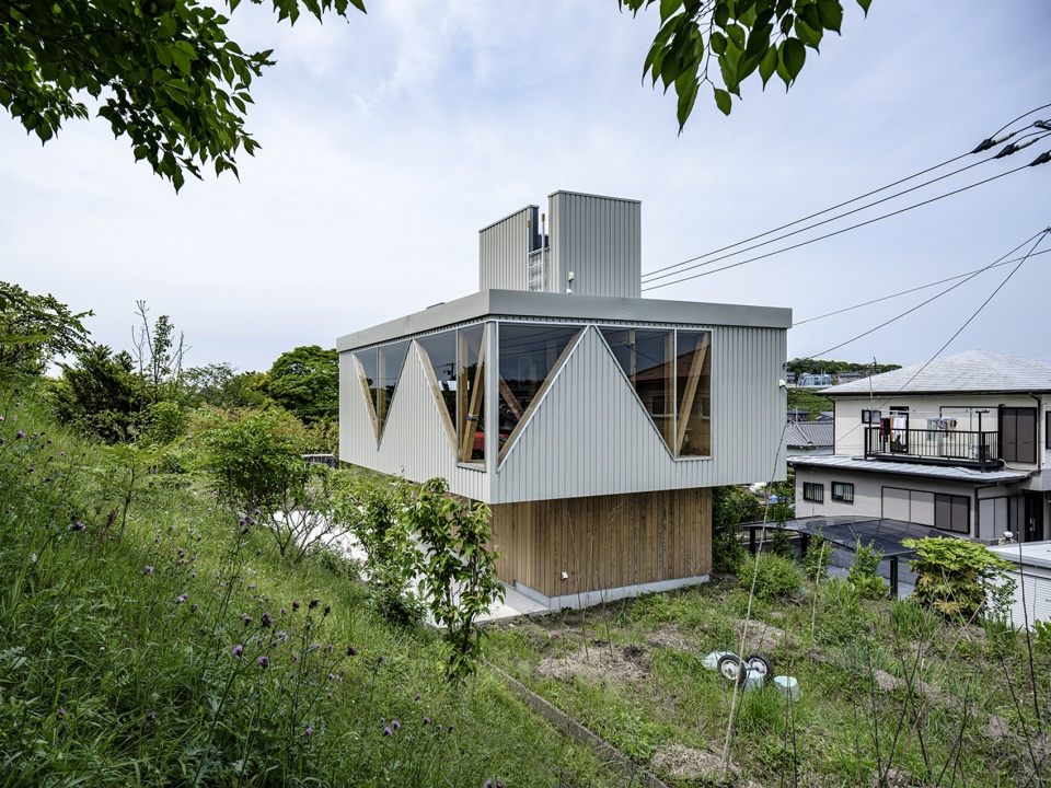House for G by kurosawa kawara ten Architect