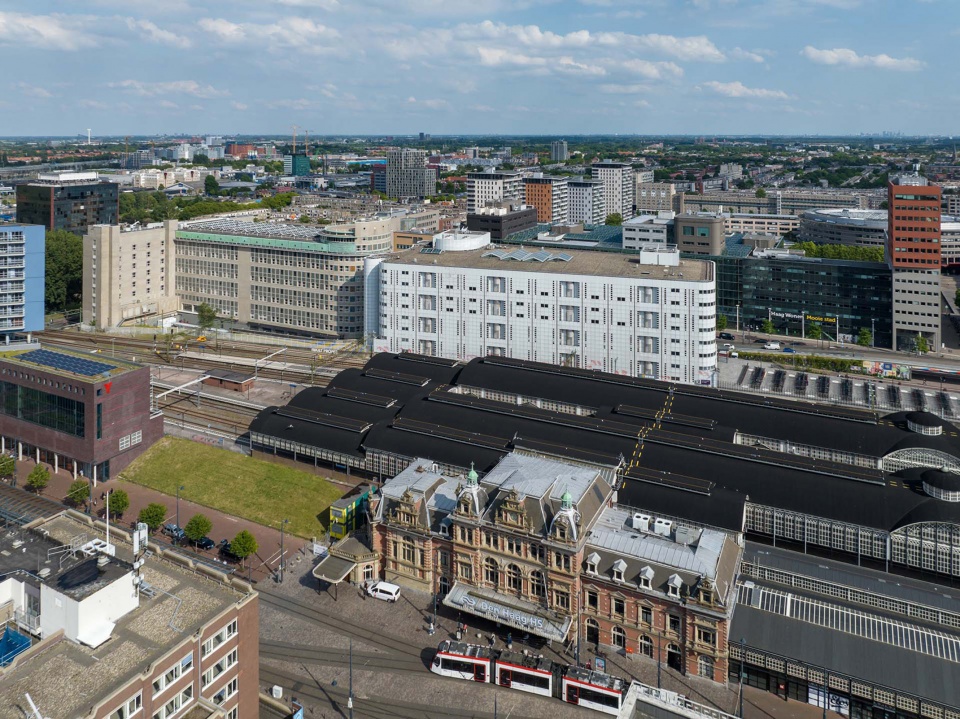 Stationspostgebouw by KCAP Kraaijvanger Architects