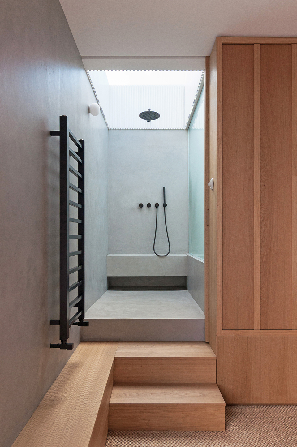 Courtyard House by Yellow Cloud Studio