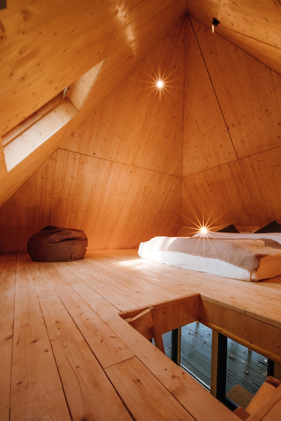 Wild Home 96 The Pyramid Cabin China by Wiki World Advanced Architecture Lab