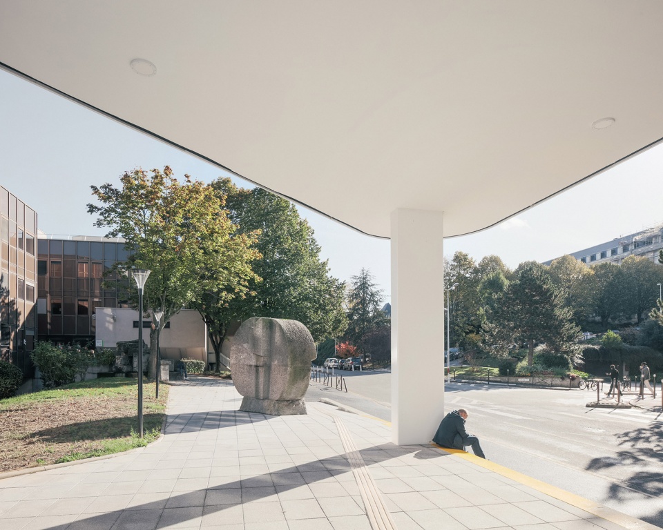 faculty of medicine of kremlin bicetre by pargade architectes