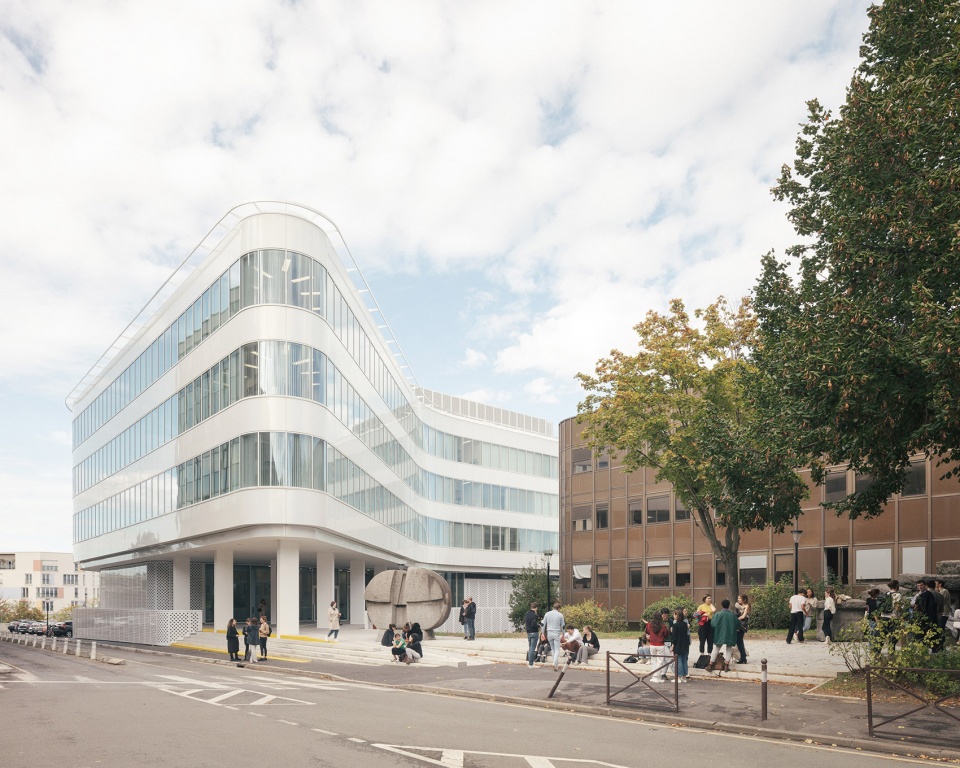 faculty of medicine of kremlin bicetre by pargade architectes