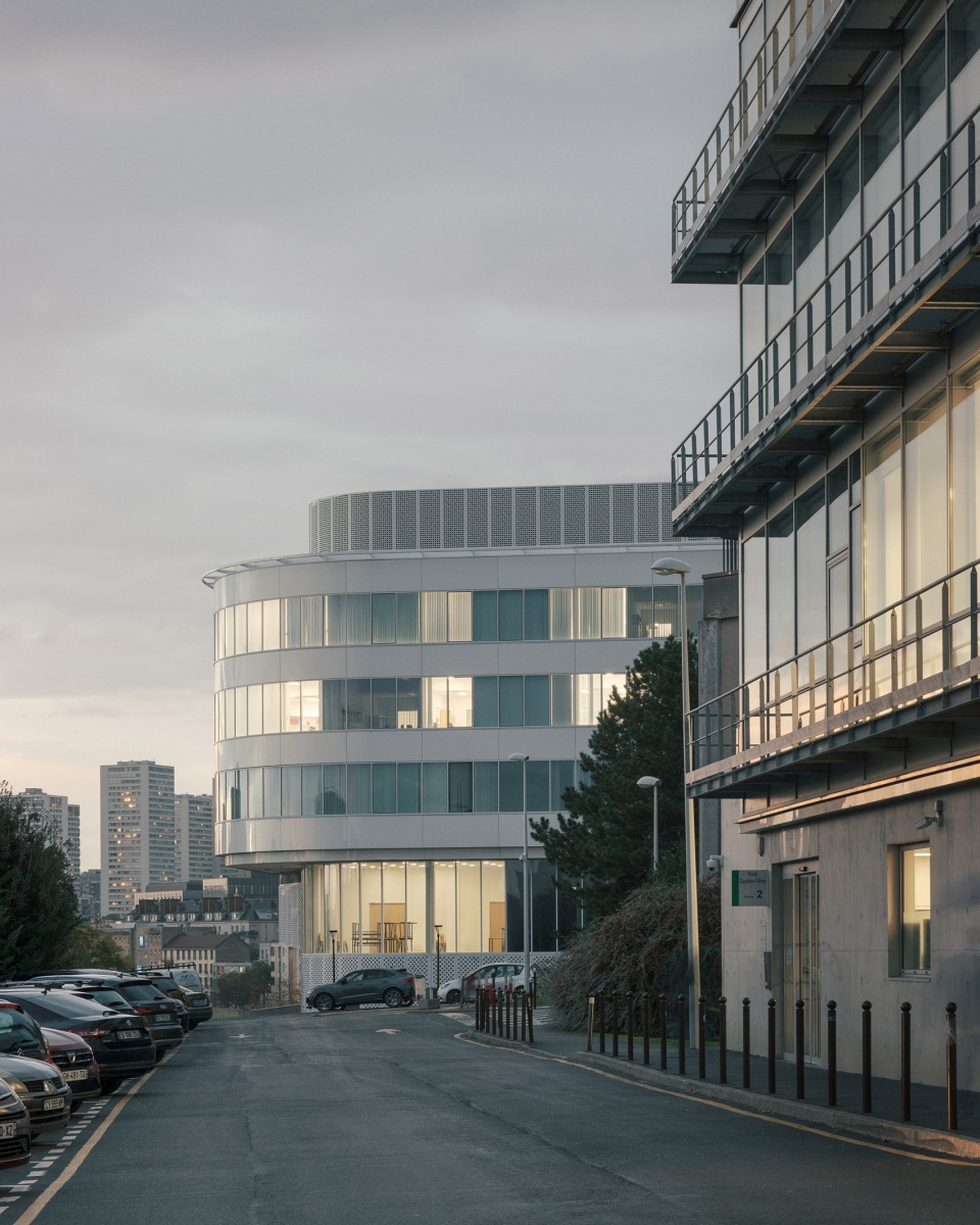 faculty of medicine of kremlin bicetre by pargade architectes