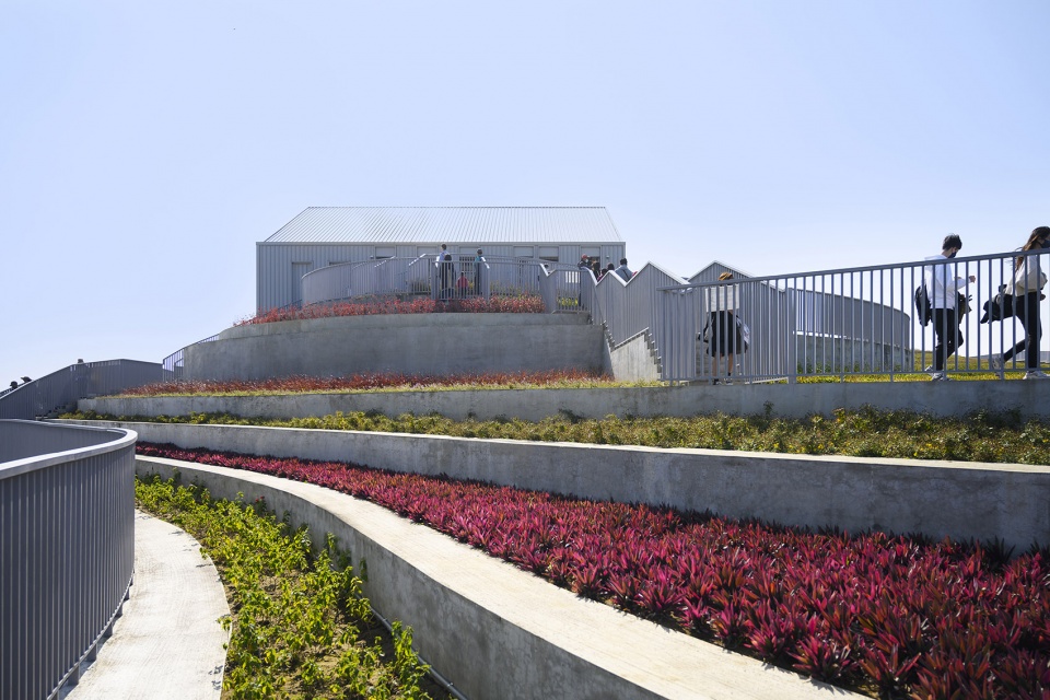 mvrdv completes wholesale market in tainan with publicly accessible roof