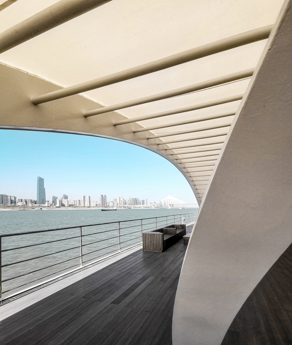yangtze river wedding cruise ship appearance design by school of architecture and urban planning hust qing studio