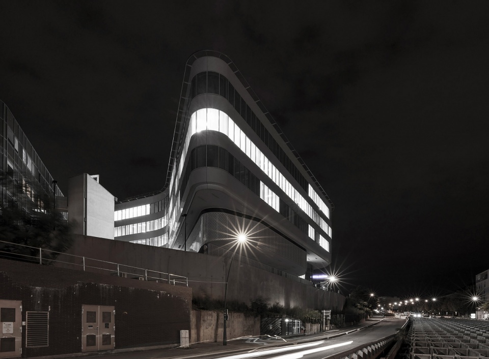 faculty of medicine of kremlin bicetre by pargade architectes
