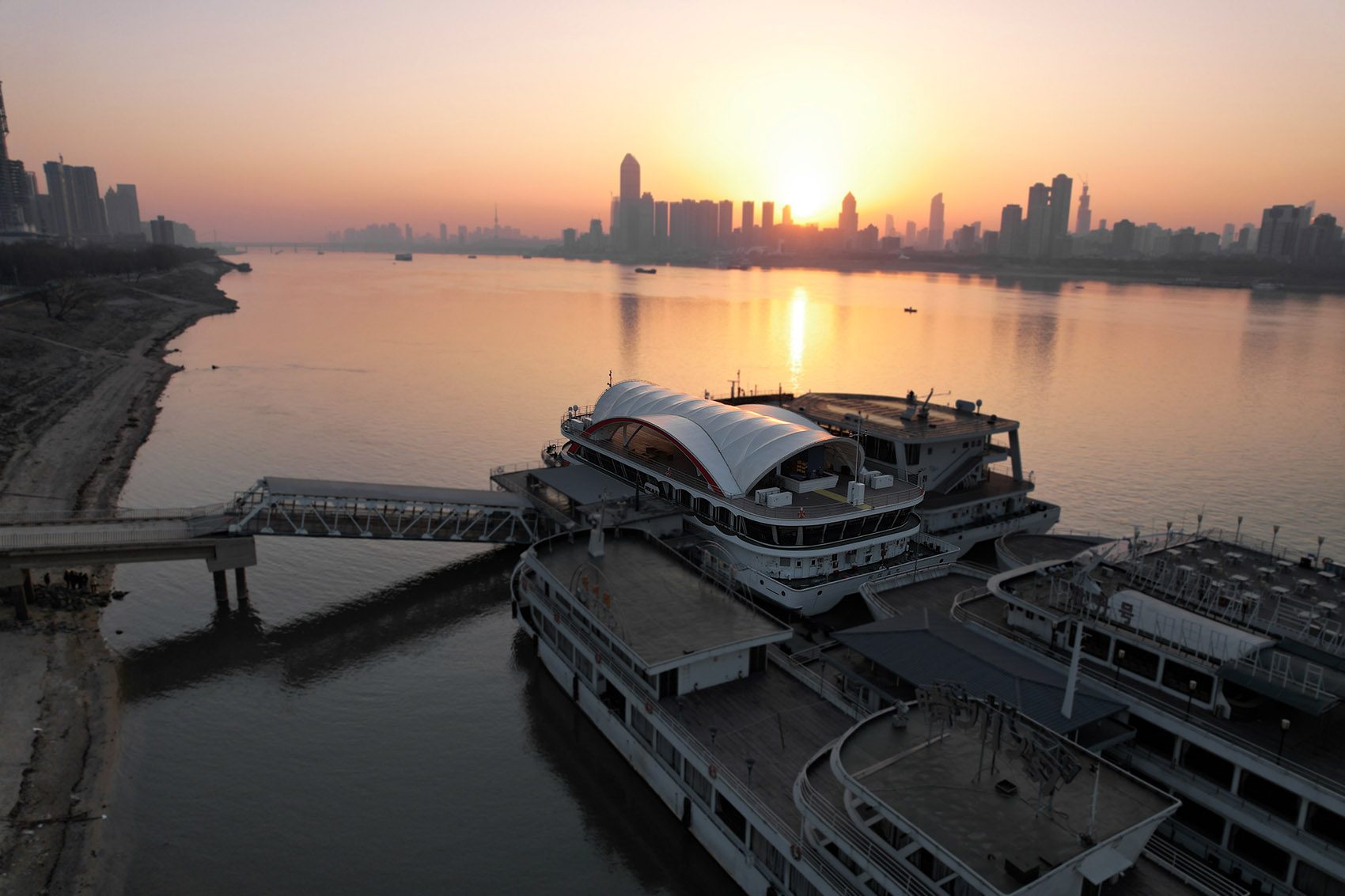 yangtze-river-wedding-cruise-ship-appearance-design-by-school-of