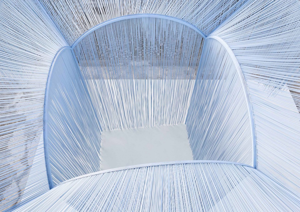 freeing frameyard by has design and research