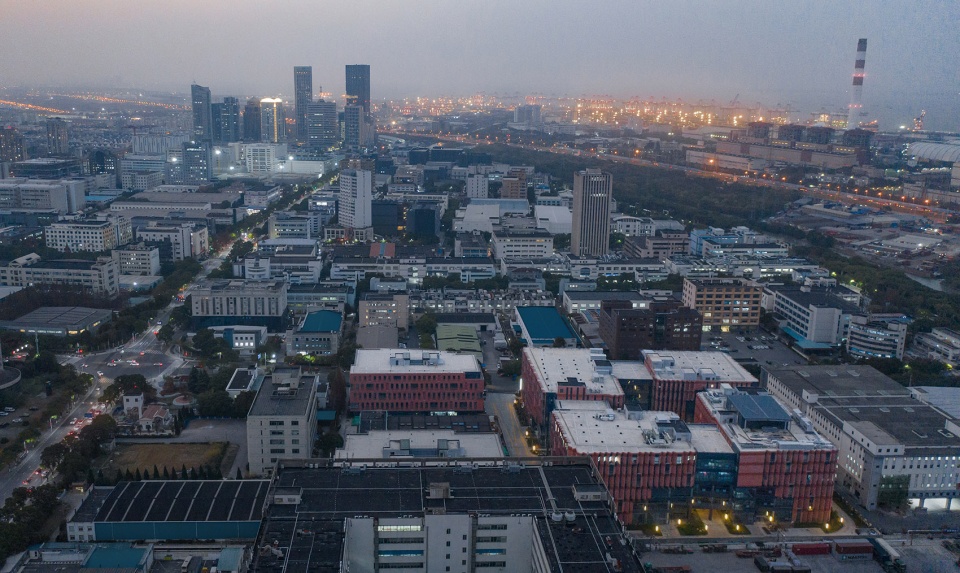 phase two of the free trade no 1 project in shanghai by deshin architecture planning