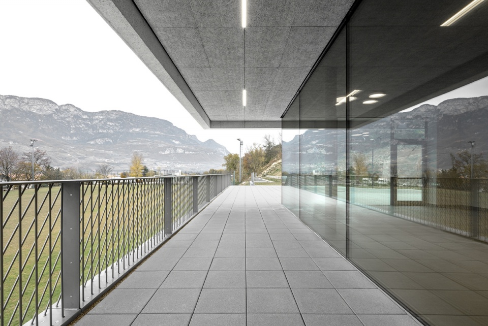 fieldhouse by modusarchitects