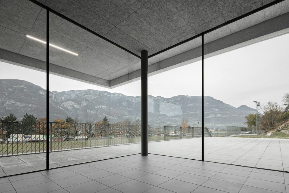 fieldhouse by modusarchitects